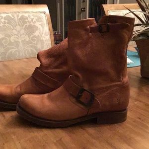 Frye Ladies Boots Size 8